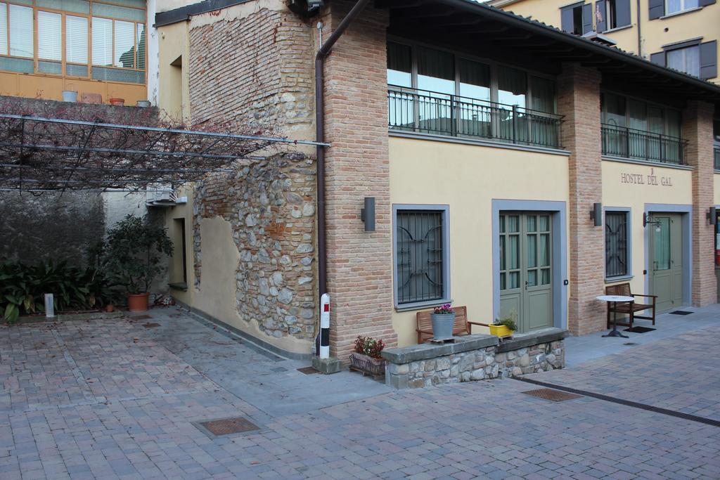 Hostel Del Gal Clusane Exterior photo